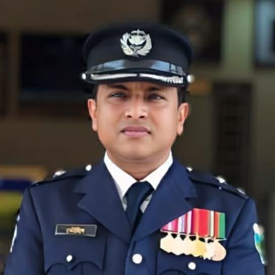 বগুড়ার শাহজাহানপুর থানার ওসি মোঃ তৌহিদুল ইসলামের জনবান্ধব মানবিকতায় অনন্য, অপরাধ দমনে আপসহীন নেতৃত্ব